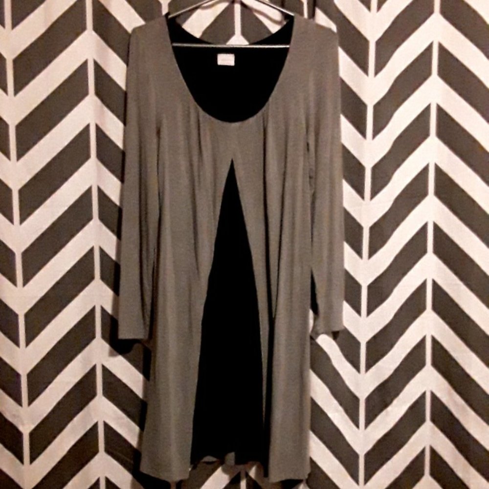 Long Sleeve Two-Tone Layered Tunic Shirt